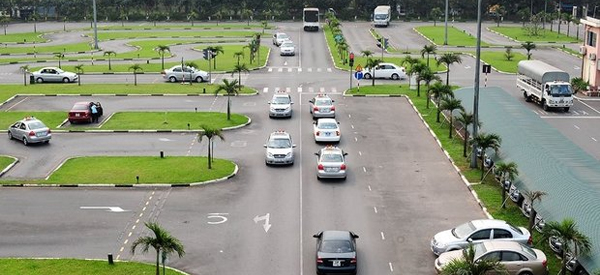 Học lái sa hình Hạng B