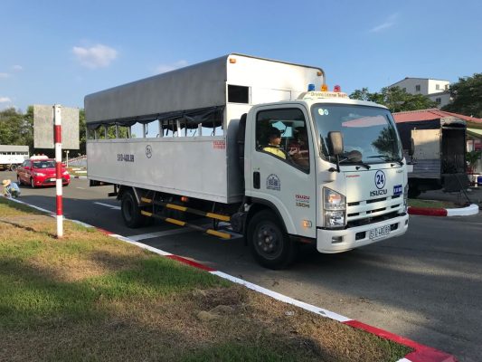 Học lái căn bản Hạng C1