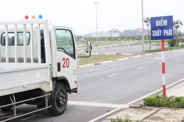 Thi sát hạch bằng lái xe ô tô Hạng C1